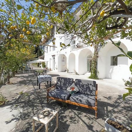 Casa Nina- Camere Con Vista Mare E Terrazza A Raito, Costiera Amalfitana Vietri sul Mare Exterior photo