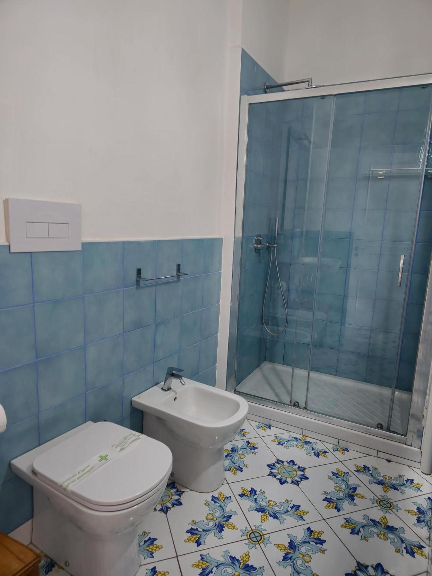Casa Nina- Camere Con Vista Mare E Terrazza A Raito, Costiera Amalfitana Vietri sul Mare Exterior photo